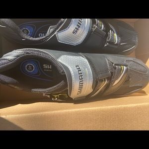 NEW IN BOX Shimano cycling shoes and SPD clips